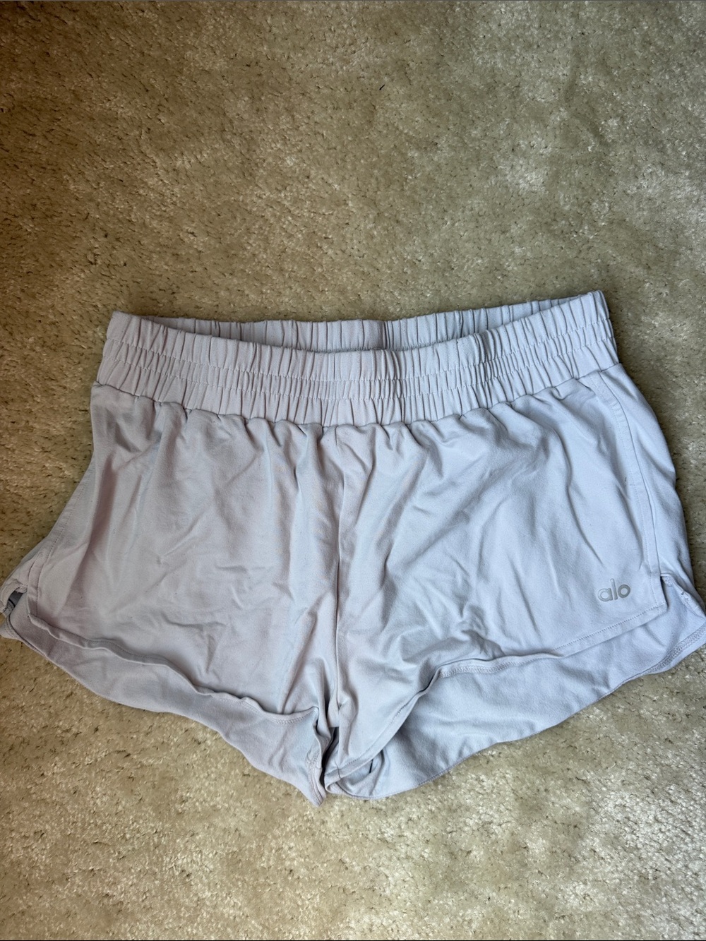 Alo Yoga Athletic Shorts – Size Small – White